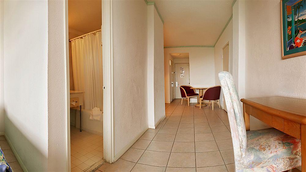 Howard Johnson Plaza Miami Beach North エクステリア 写真
